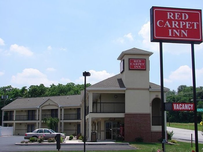 RED CARPET INN CHAMBERSBURG - Hotel Reviews & Price Comparison (PA