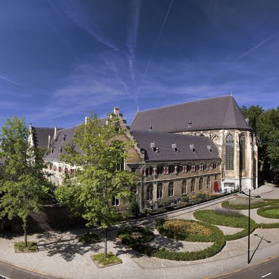maastricht kruisherenhotel monasterios convertidos infobae bijzondere overnachtingen churches nexos amrath monasterio increble alojamiento ciudad maastrich 5x