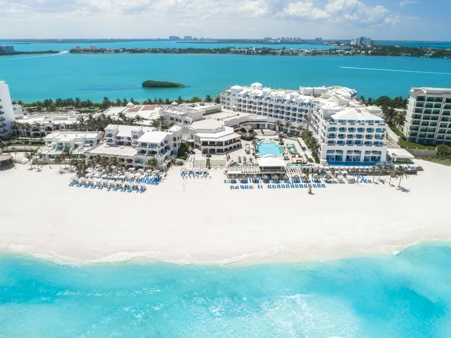 16 of the Best All-Inclusive Resorts in Cancún for Families - The Family Vacation Guide