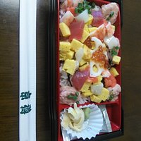 Chirashi zushi - rice topped with sashimi and other ingredients Looks nice and yummy!