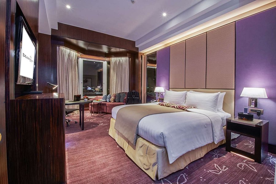 Diamond Hotel Манила. Diamond Hotel Philippines Филиппины Манила. Комната из Манилы. Манила девка отель.