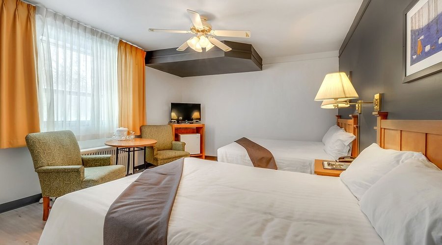 Chambre #3 double lit