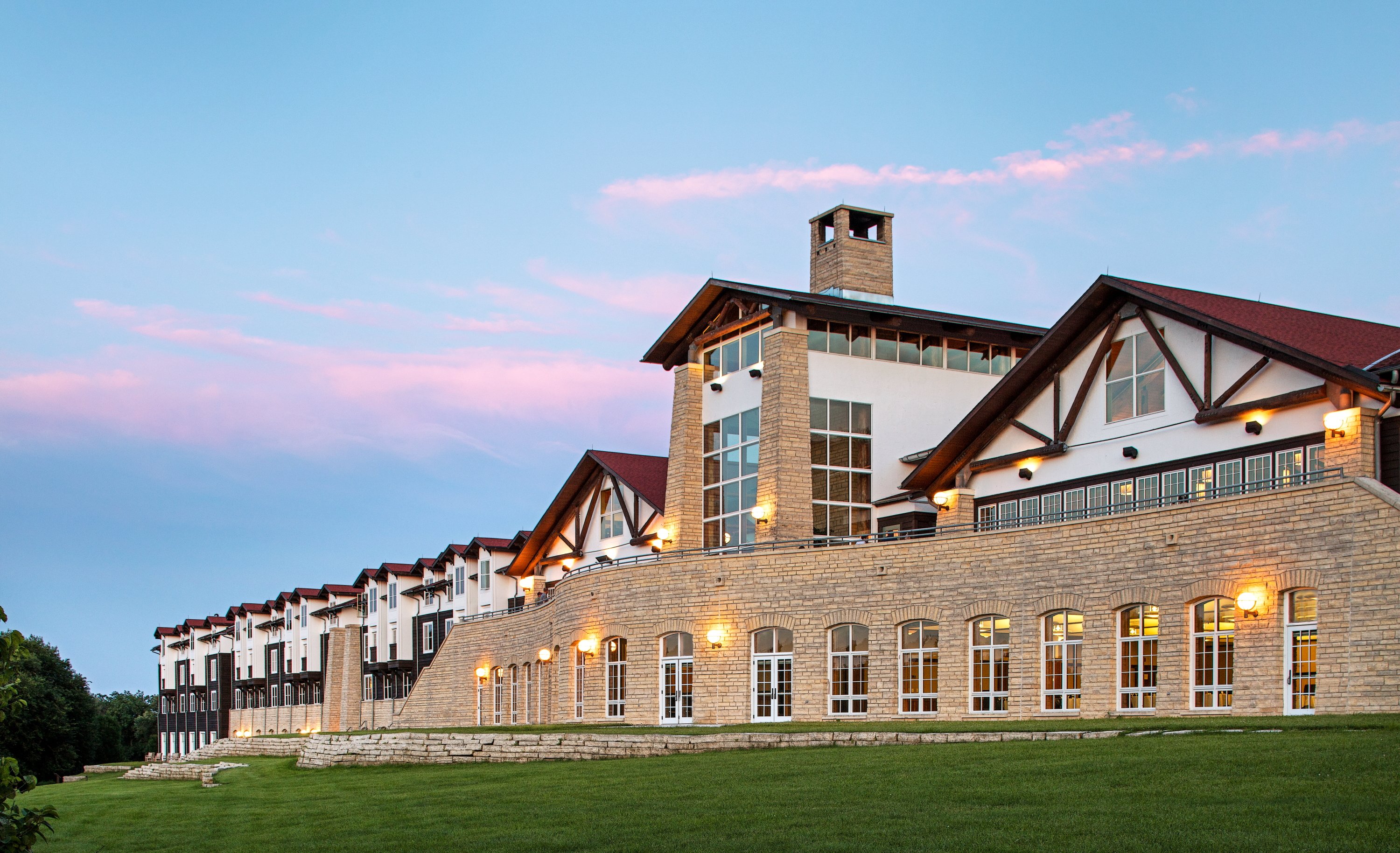 LIED LODGE - Updated 2024 Prices & Hotel Reviews (Nebraska City)