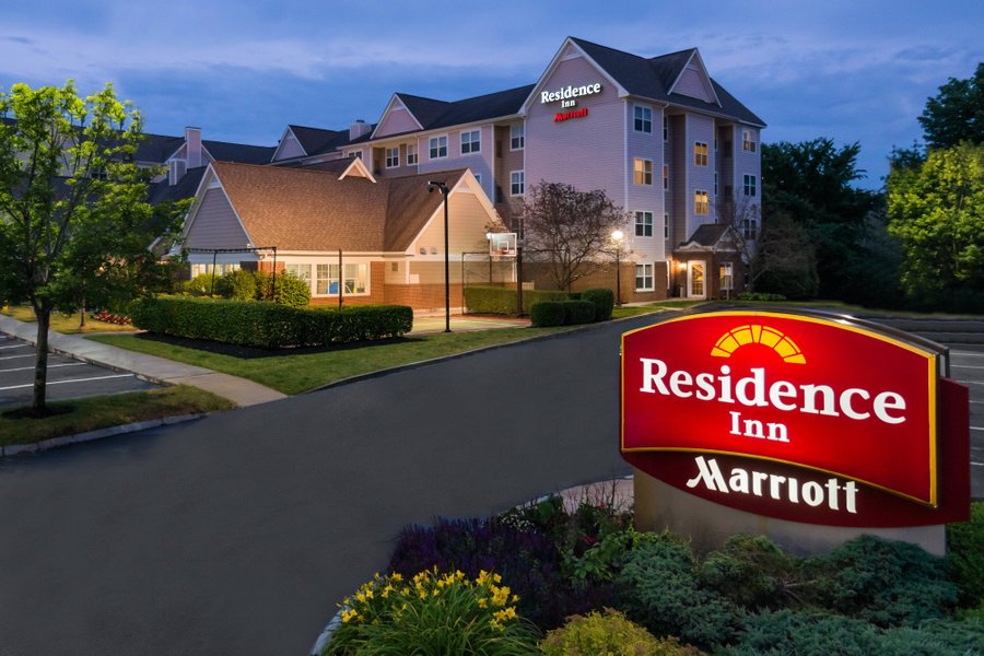 RESIDENCE INN BOSTON BROCKTON  129     1  4  4    Prices Hotel Reviews