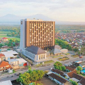 Kokoon Hotel Banyuwangi in Dadapan, image may contain: City, Office Building, Building, Condo