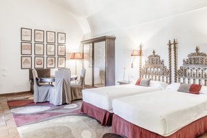 Kamar & Suite