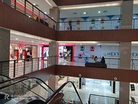 H&M Showroom - Picture of Next Treasure Island, Indore - Tripadvisor