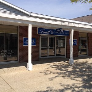 Ann Taylor Factory Store at Lighthouse Place Premium Outlets® - A Shopping  Center in Michigan City, IN - A Simon Property