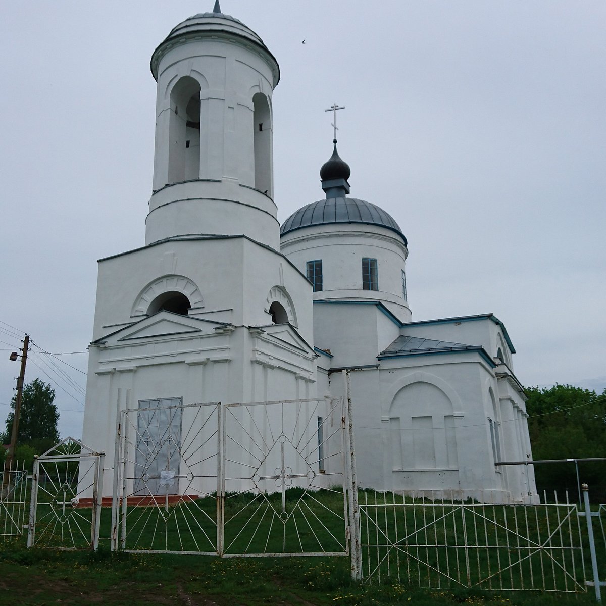 Храм Архангела Михаила в Загорново. Храм Архангела Михаила Ярцево. Червишево храм Архангела Михаила. Храм Архангела Михаила (вёшенская).