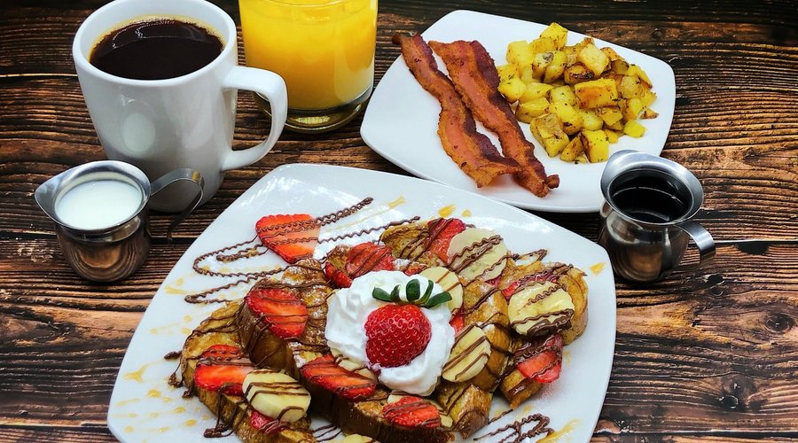 Brunch and Munch Eatery and Creperie