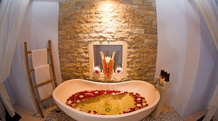 Flowers bath with flower petal and we able to arrange flower arrangement for honeymooner. 