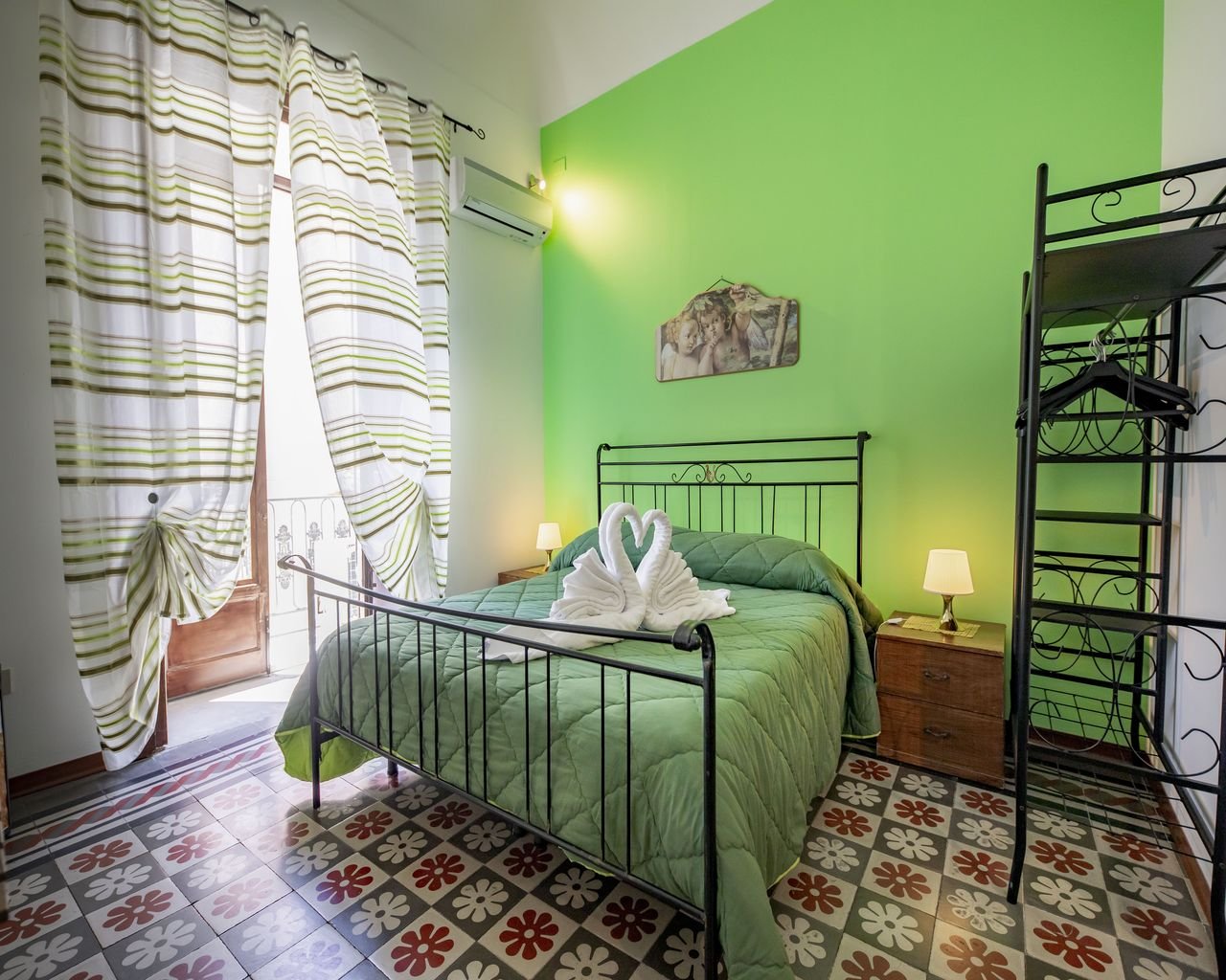 DOLCE VITA B&B (Cefalu, Italie) : Voir 11 Avis Et 194 Photos