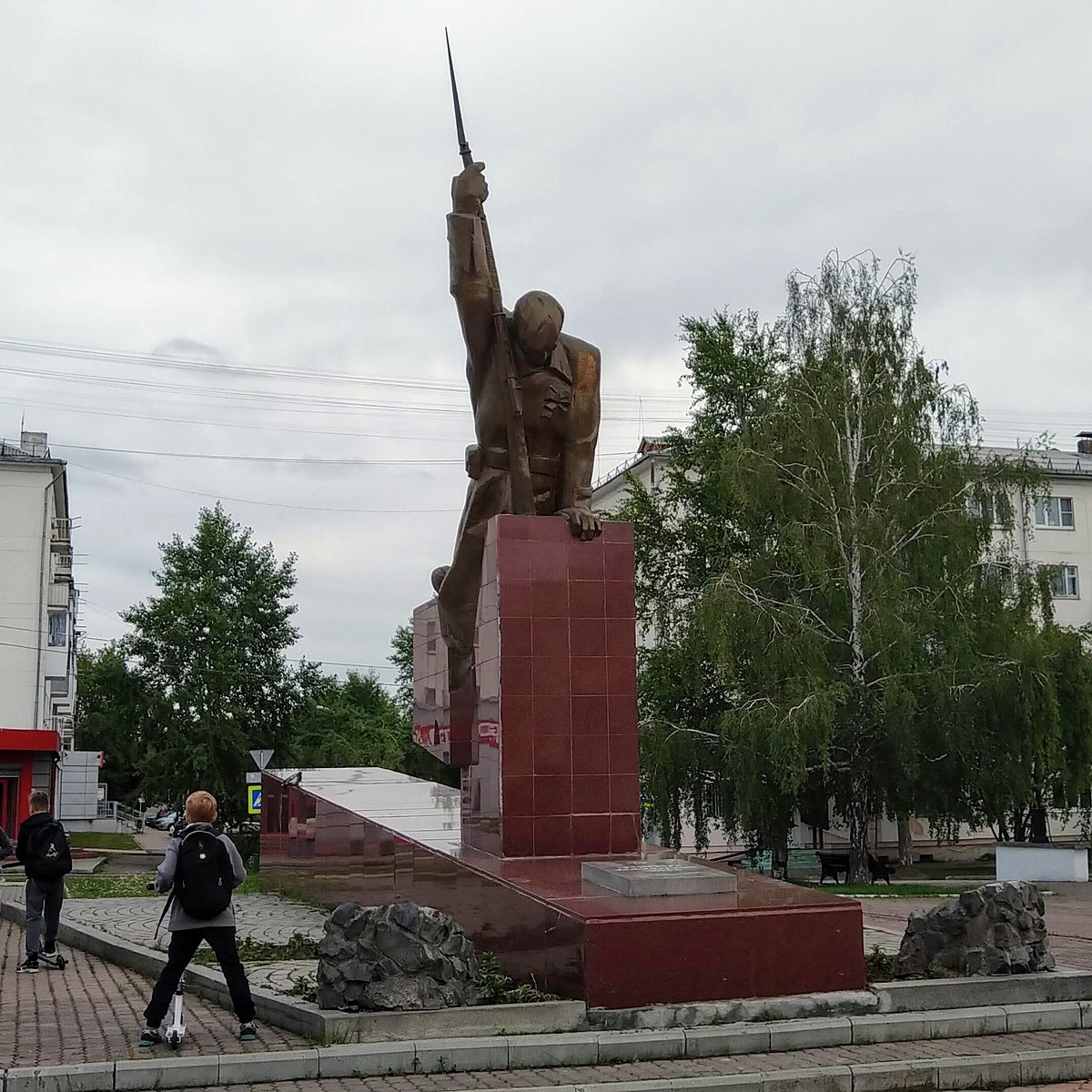 Памятник героям гражданской войны Краснотурьинск