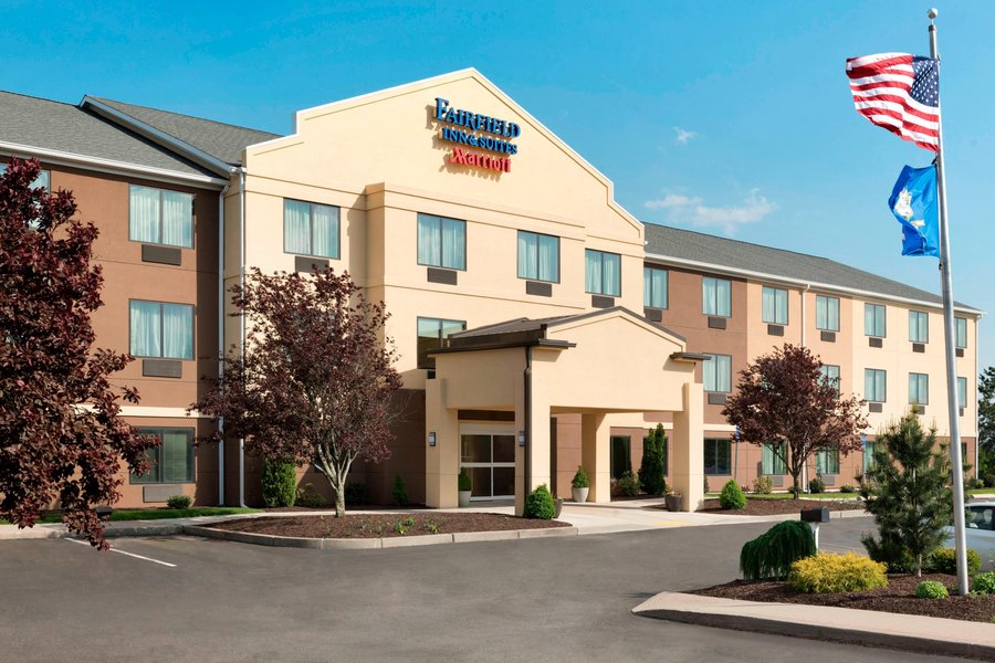 FAIRFIELD INN & SUITES HARTFORD MANCHESTER $80 ($̶9̶4̶) - Updated 2020 ...