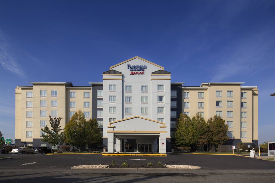 Fairfield Inn & Suites by Marriott Newark Liberty International Airport