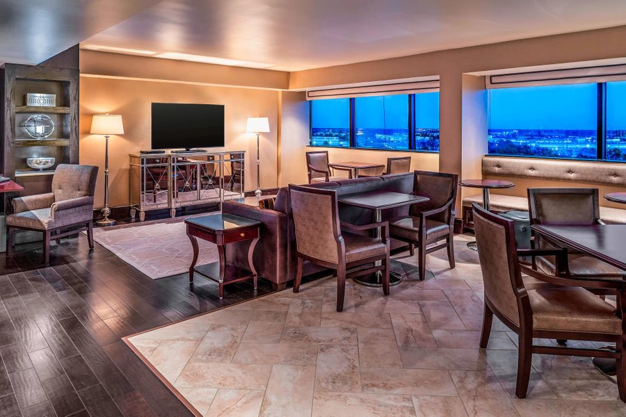 SHERATON NORTH HOUSTON AT GEORGE BUSH INTERCONTINENTAL $79 ($̶8̶9̶ ...