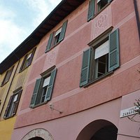 Casa Largo Zanardelli 12