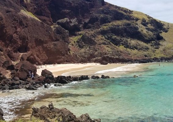A nice hike to this awesome beach!☀️
