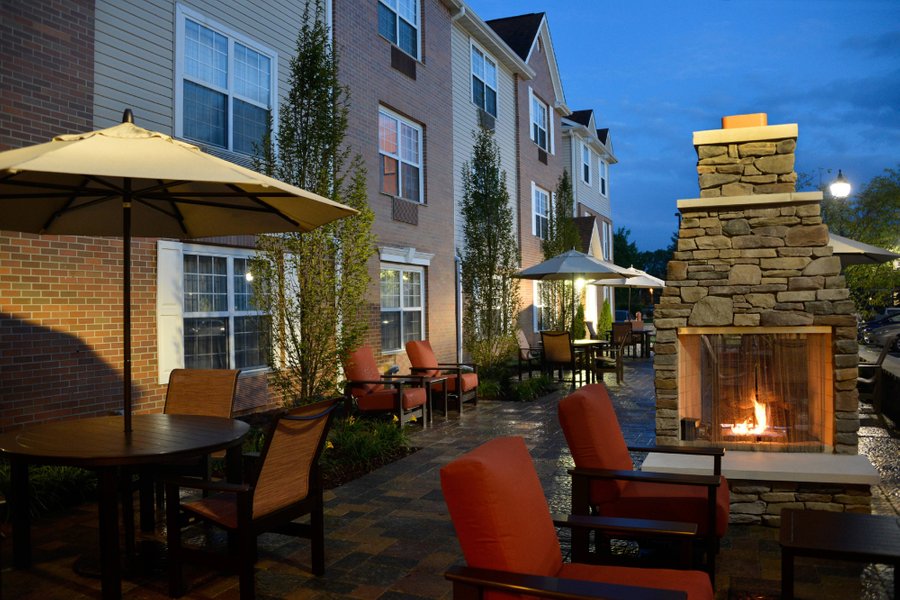 TOWNEPLACE SUITES EAST LANSING $123 ($̶1̶4̶6̶) - Prices & Hotel Reviews