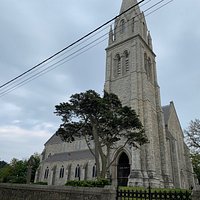 Dominating bell tower that can be seen for miles. Excellent old church that is in great condition throughout. Grounds well maintained. Recommended.