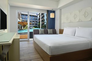 Room & Suite