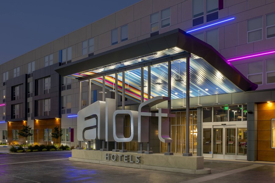 ALOFT SAVANNAH DOWNTOWN HISTORIC DISTRICT $93 ($̶1̶0̶1̶) - Prices ...