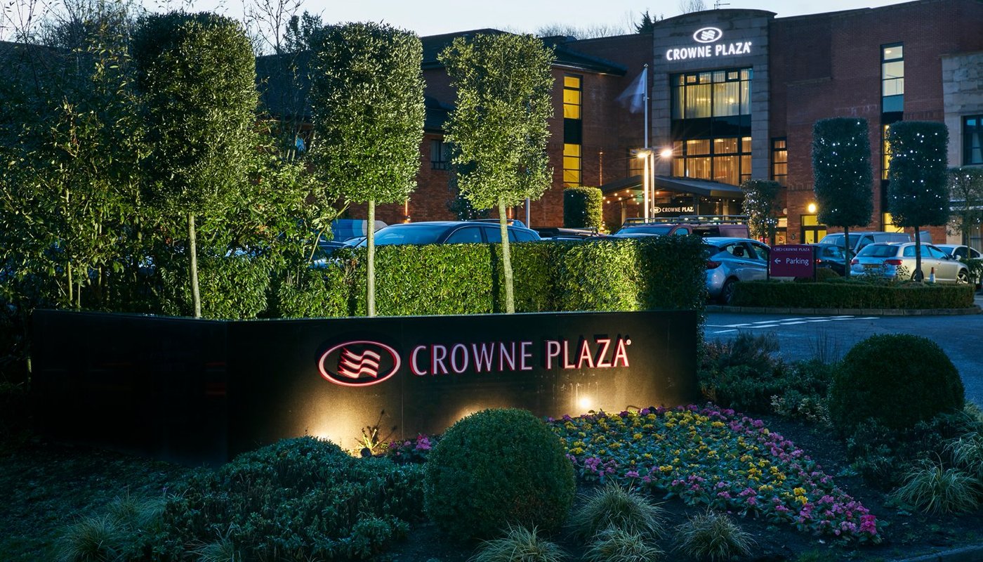 CROWNE PLAZA BELFAST BY IHG - Updated 2025 Prices & Hotel Reviews ...