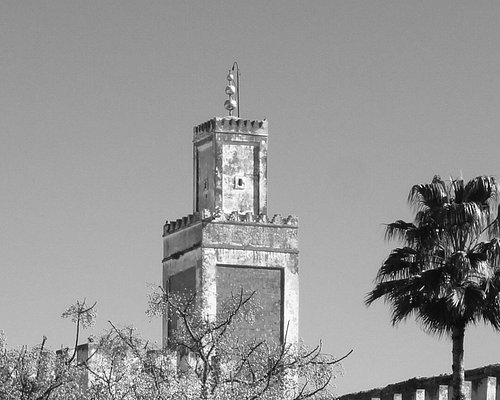 presentation about historical monuments in morocco