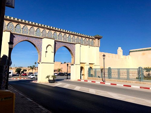 presentation about historical monuments in morocco