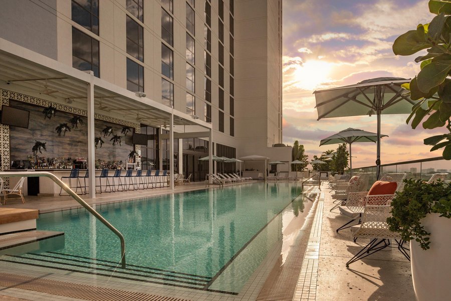 The W Hotel In Fort Lauderdale Luxurious Beach Escape In Florida