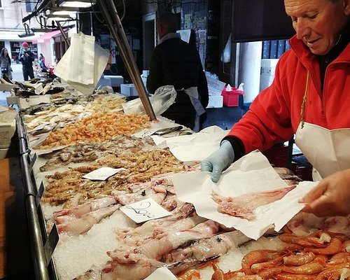 Stockfish Bits — Carry Go Market