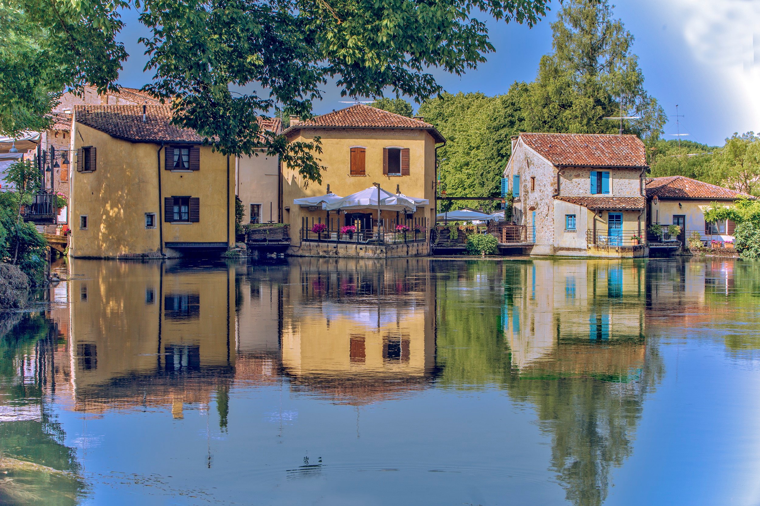 Il Borghetto Vacanze Nei Mulini - UPDATED Prices, Reviews & Photos ...