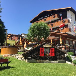 Neuer Hot Tub im wunderbaren Hotelgarten!