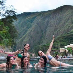 Aguas Termais medicinais Colcamayo, está perto de Machu Picchu vila