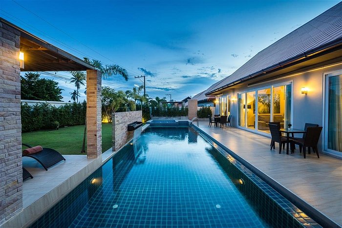 The Ville Omtien Pool Villa Pattaya