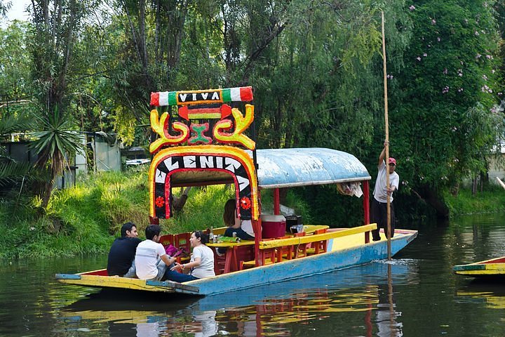 amigo tours xochimilco