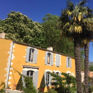 Chambres d’hôtes à deux pas de La Rochelle , la Borderie vous accueille toute l’année.