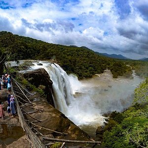 kerala tourism athirapally waterfalls