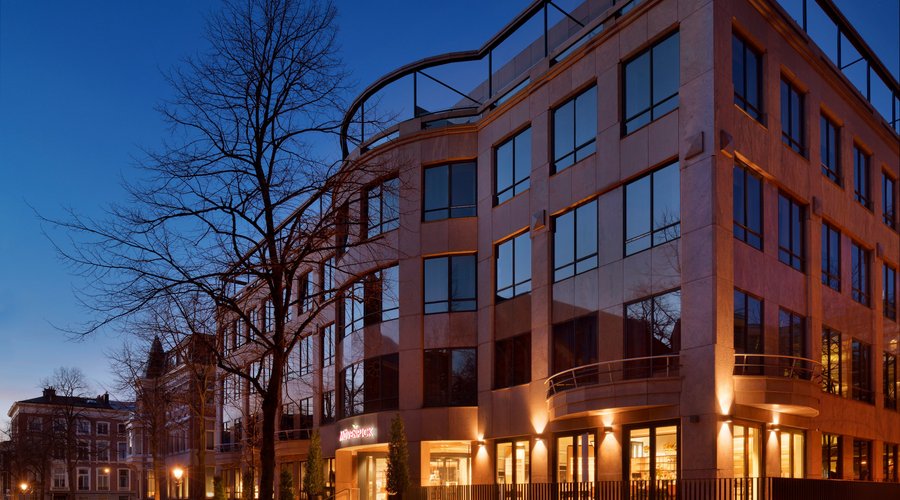 Mövenpick Hotel The Hague Exterior Dusk
