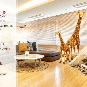 The Classic 500 Executive Residence Pentaz in Seoul, image may contain: Living Room, Couch, Table, Penthouse