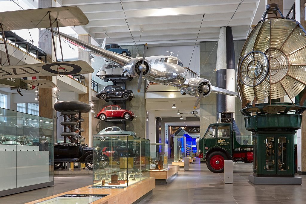 why don't we visit the science museum