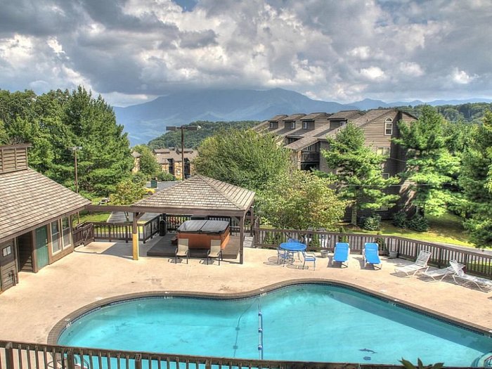 HIGH CHALET CONDOMINIUMS - Prices & Condominium Reviews (Gatlinburg, TN)