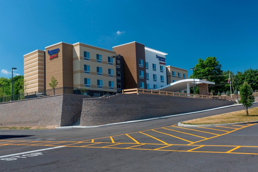 FAIRFIELD INN SUITES GENEVA FINGER LAKES  109     1  3  5    Prices