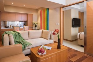 Room & Suite