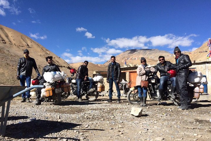 Ladakh best sale by bike