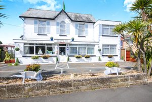 The Swiss Cottage Shanklin in Isle of Wight, image may contain: Hotel, Villa, Neighborhood, Inn