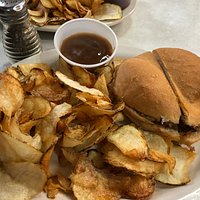 Cheeseburger with raw fries and gravy