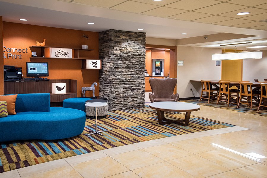 FAIRFIELD INN SUITES MARRIOTT KNOXVILLE EAST  98     1  0  9  