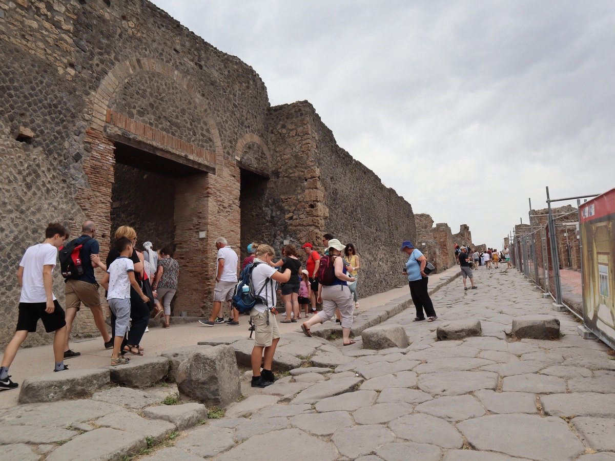 Pompeii Tours for Kids and Families - All You Need to Know BEFORE You Go