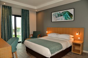 Room & Suite